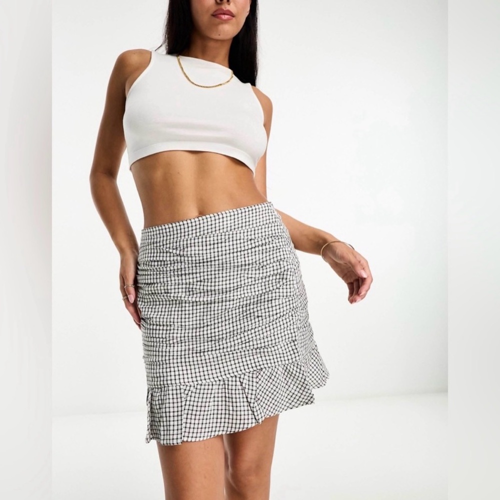 Abercrombie & Fitch Black and White Gingham Mini Skirt
